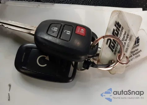 2019 Toyota Highlander Le z USA, uszkodzony, nr VIN 5TDBZRFH0KS978126